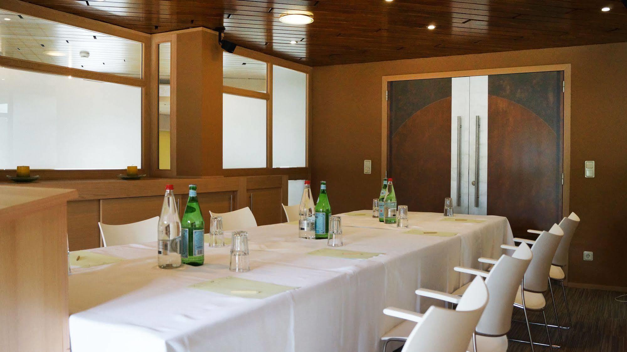 Hotel Olivier Щрасен Екстериор снимка